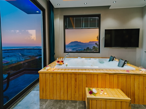 gece - Kasım
| Kaş Kalkan Çavdır’da Muhafazakar ve Lüks Villa Tatili